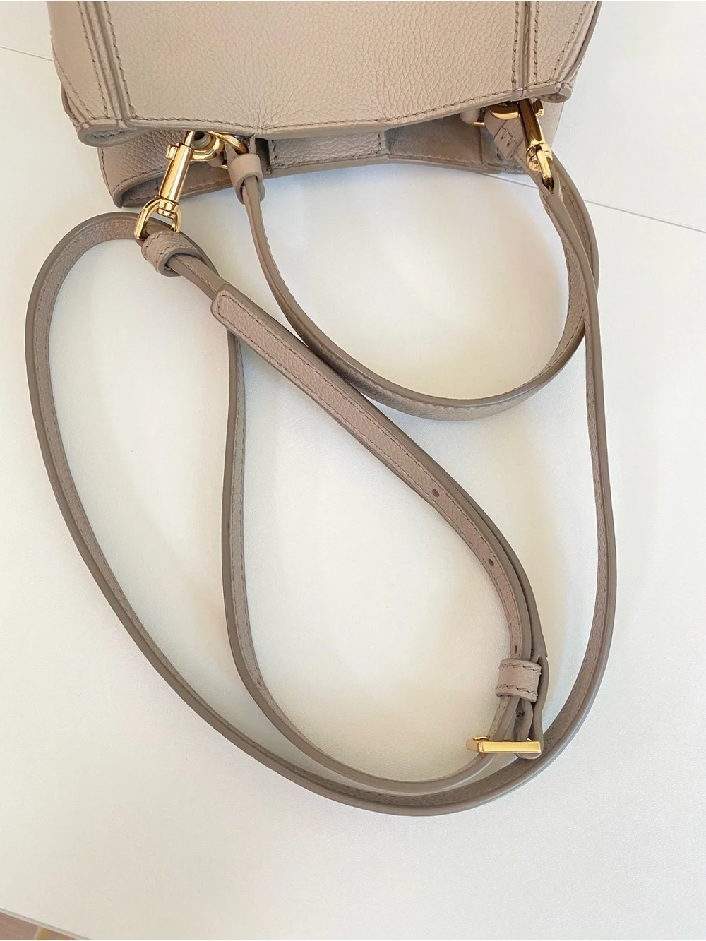 Tory Burch McGraw Small Bucket Bag